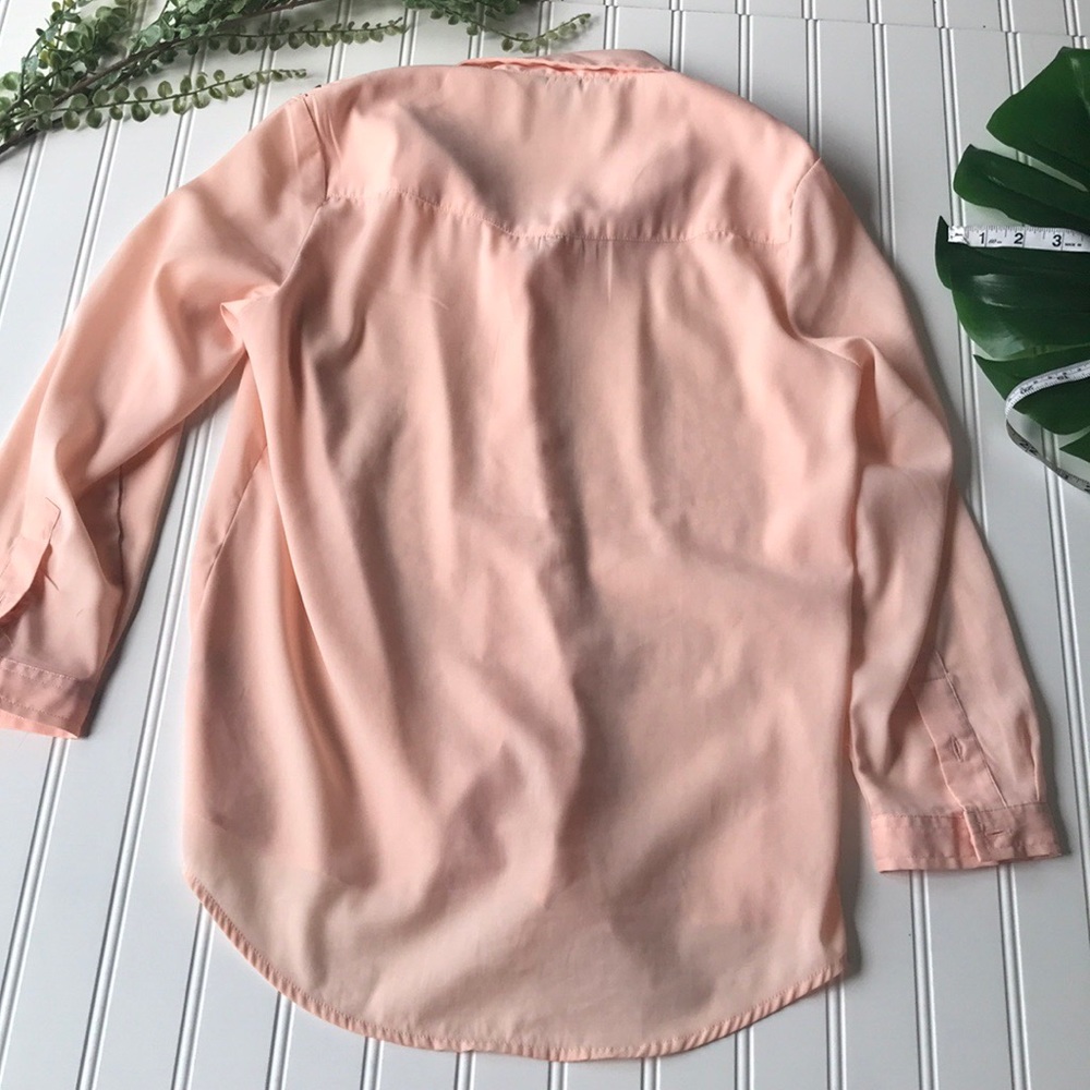 American Eagle pink blouse long sleeve button up - Picture 7 of 8